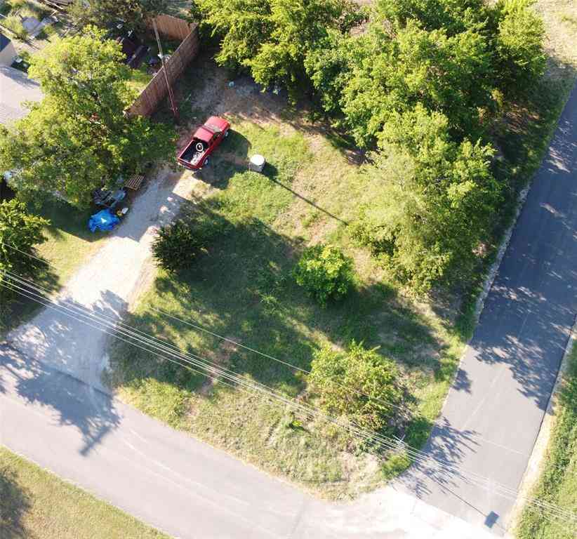 Vacant Land For Sale - 229 E 7th Street<br/> Anna, TX 75409