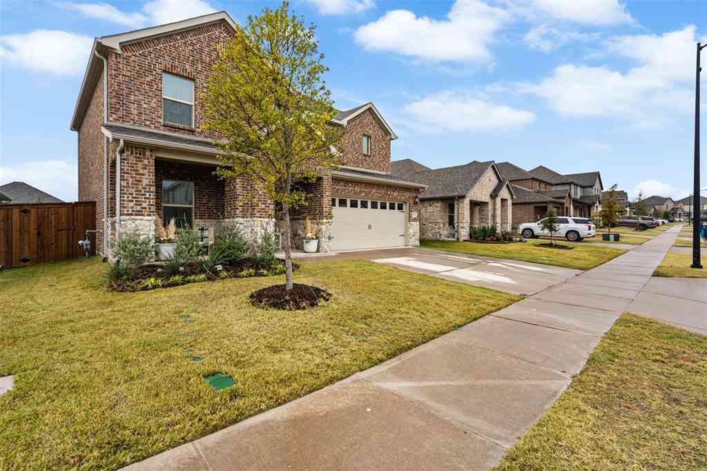 Homes For Sale - 5648 Santa Elena Court<br/> Tarrant County, Fort Worth, TX 76126