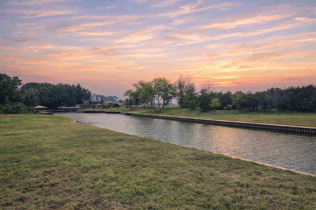 Vacant Land For Sale - 442 Waters Edge Drive<br/> Corsicana, TX 75109
