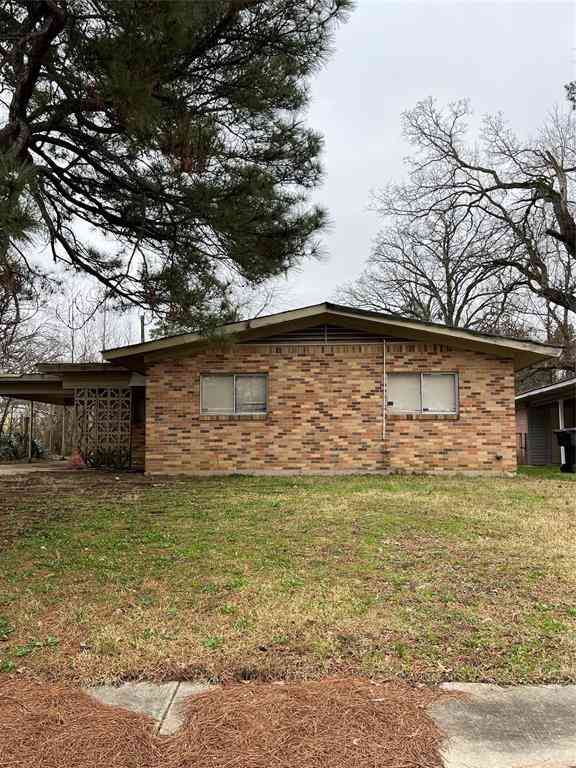 Homes For Rent - 702 Bringhurst Drive<br/> Shreveport, LA 71106