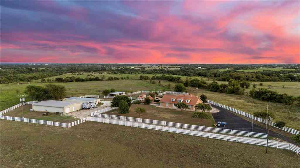 Apartment For Sale - 1064 Warren Road<br/> Lorena, TX 76655