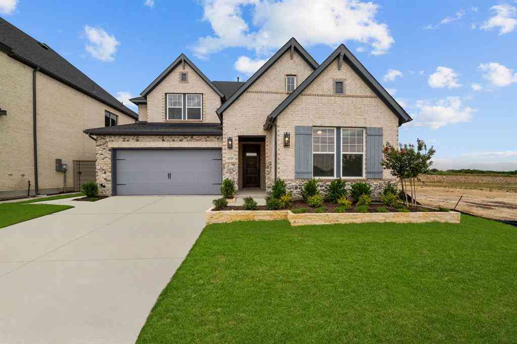 Homes For Sale - 11717 Wildwood Street<br/> Denton County, Justin, TX 76247