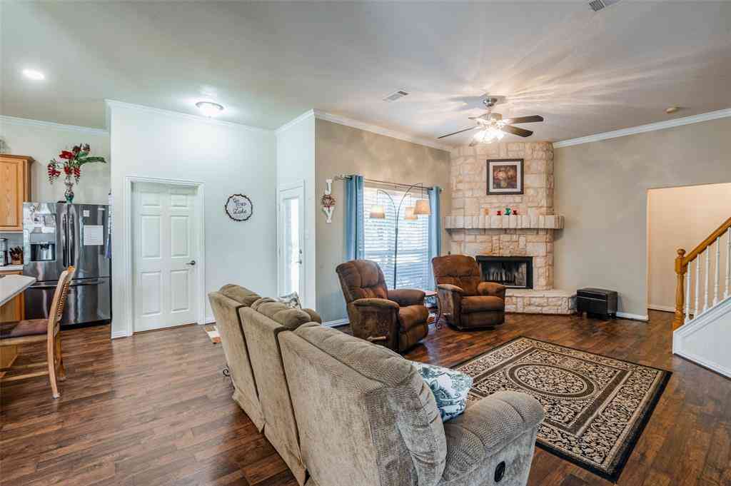 Homes For Sale - 41074 Heartwood Circle<br/> Whitney, TX 76692