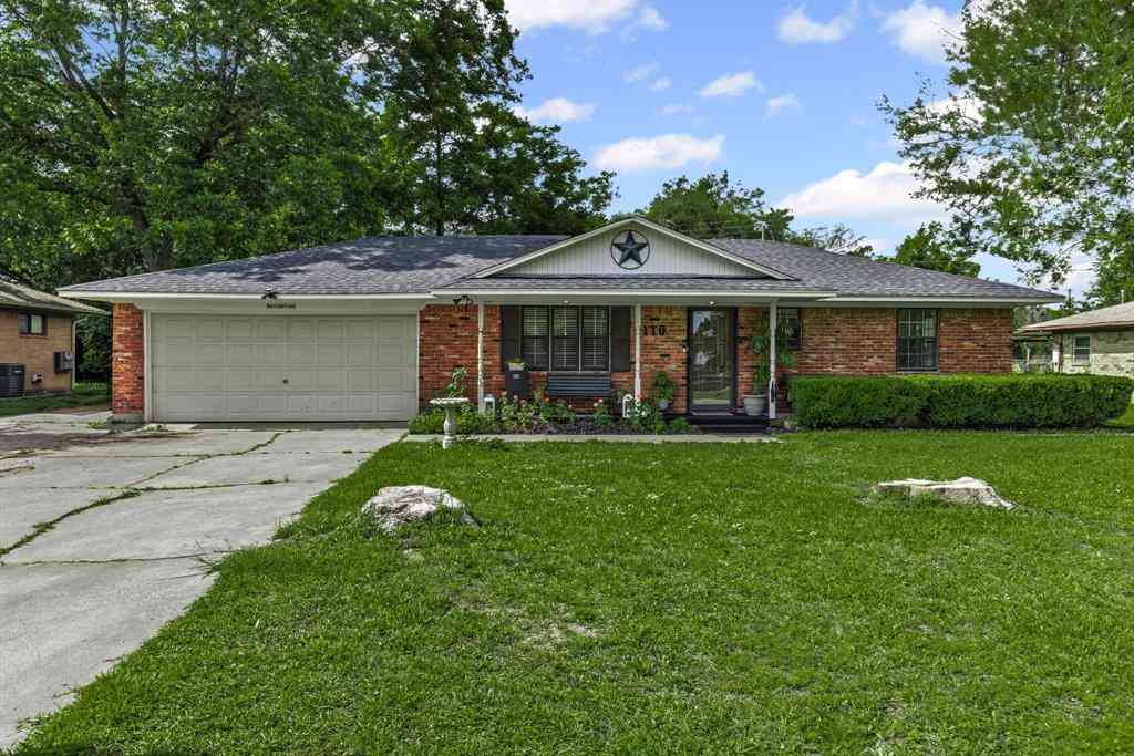 Homes For Sale - 110 Norma Circle<br/> Hunt County, Greenville, TX 75402