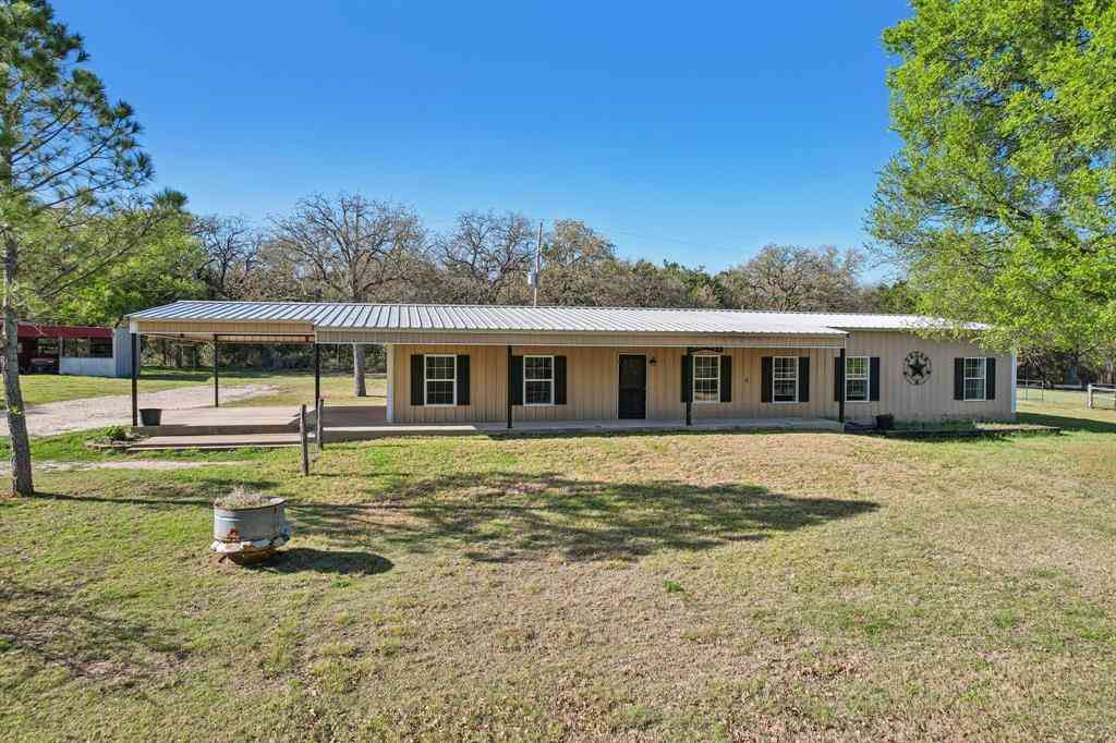 Homes For Sale - 203 Private Road 215<br/> Whitney, TX 76692