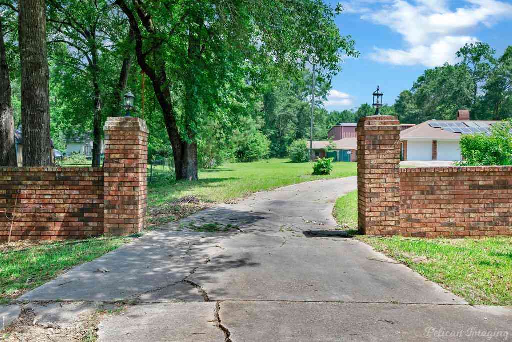 Homes For Sale - 8344 Odom Road<br/> Greenwood, LA 71033