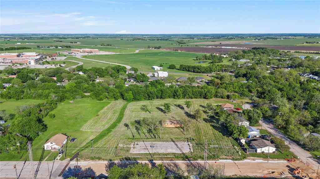 Vacant Land For Sale - 702 N Reagan Street<br/> West, TX 76691