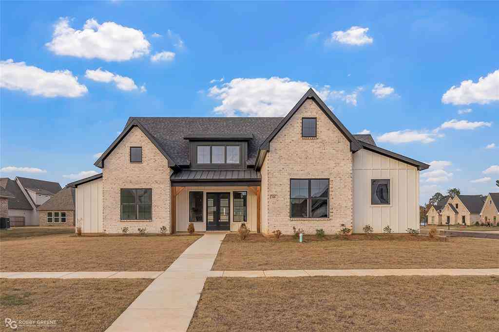 Homes For Sale - 66 Turtle Creek Drive<br/> Benton, LA 71006