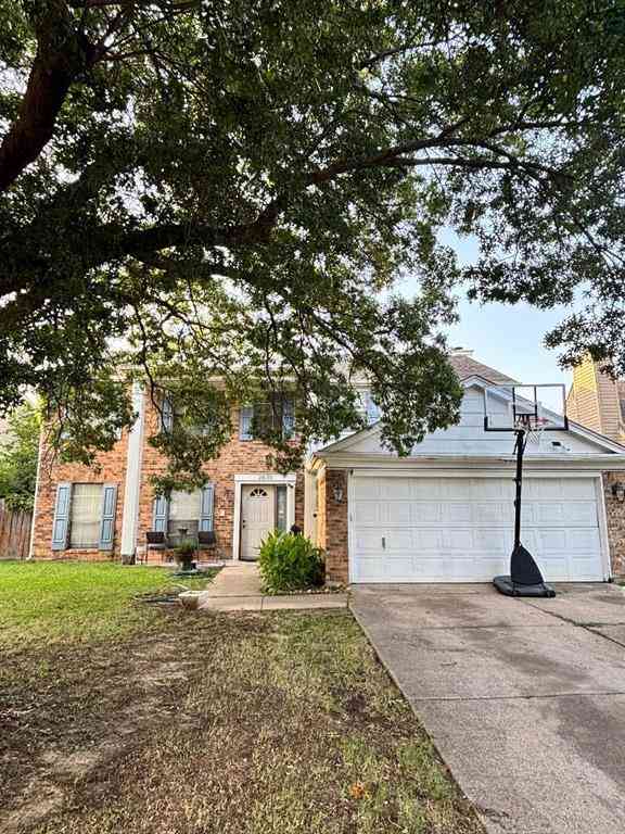 Homes For Sale - 2630 Winslow Drive<br/> Grand Prairie, TX 75052