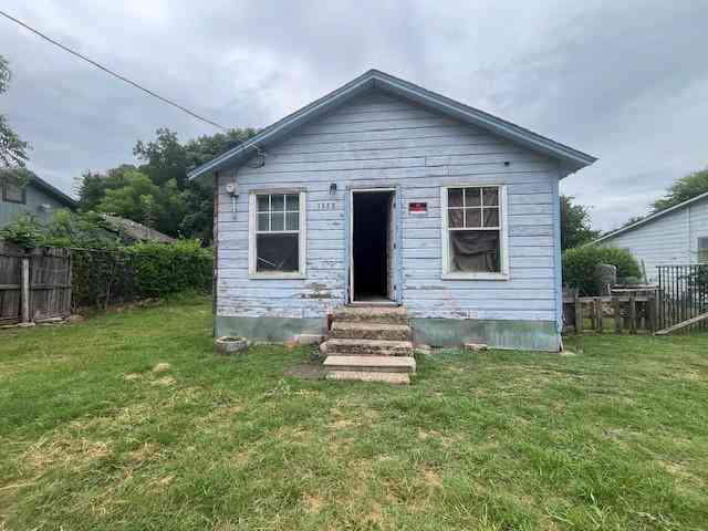 Homes For Sale - 3323 Bataan Street<br/> Dallas, TX 75212