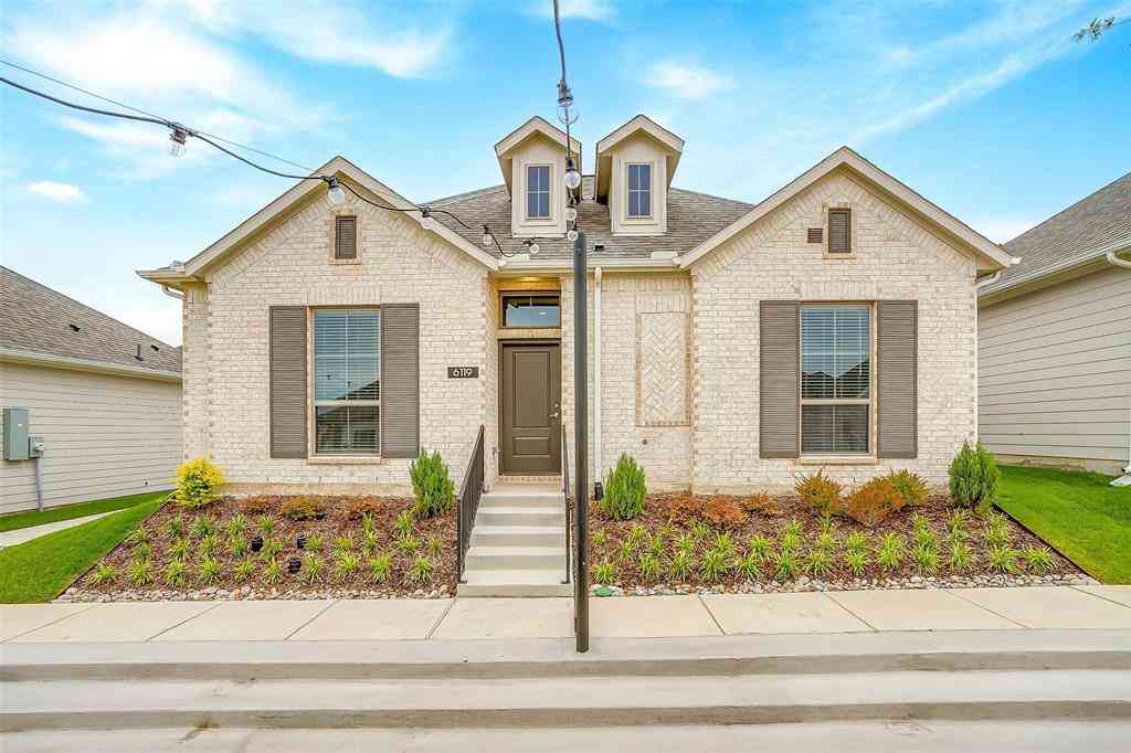Homes For Rent - 6138 Lavanda Street<br/> Tarrant County, Fort Worth, TX 76126