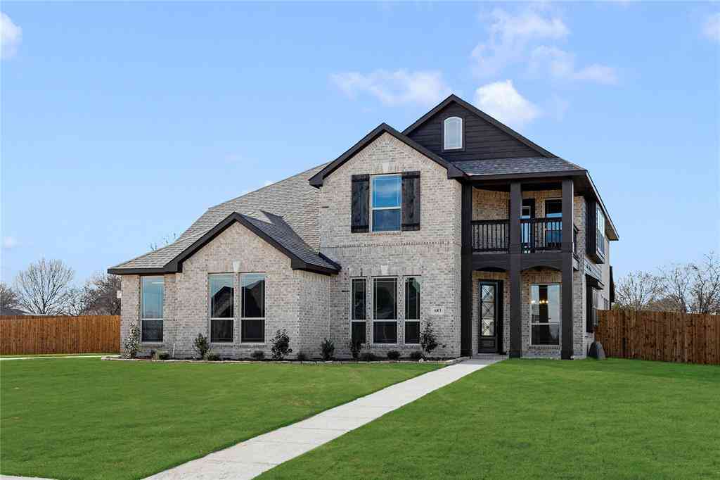 Homes For Sale - 683 Crystal Lake Lane<br/> Red Oak, TX 75154