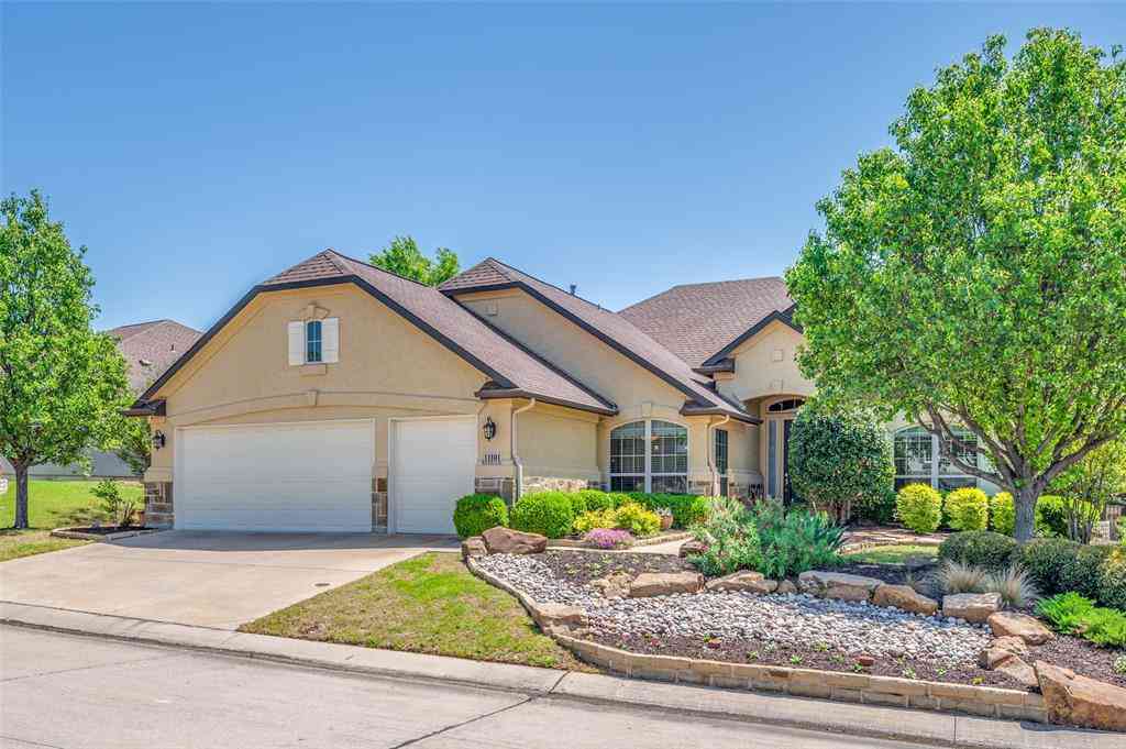 Homes For Sale - 11101 La Jolla Way<br/> Denton, TX 76207