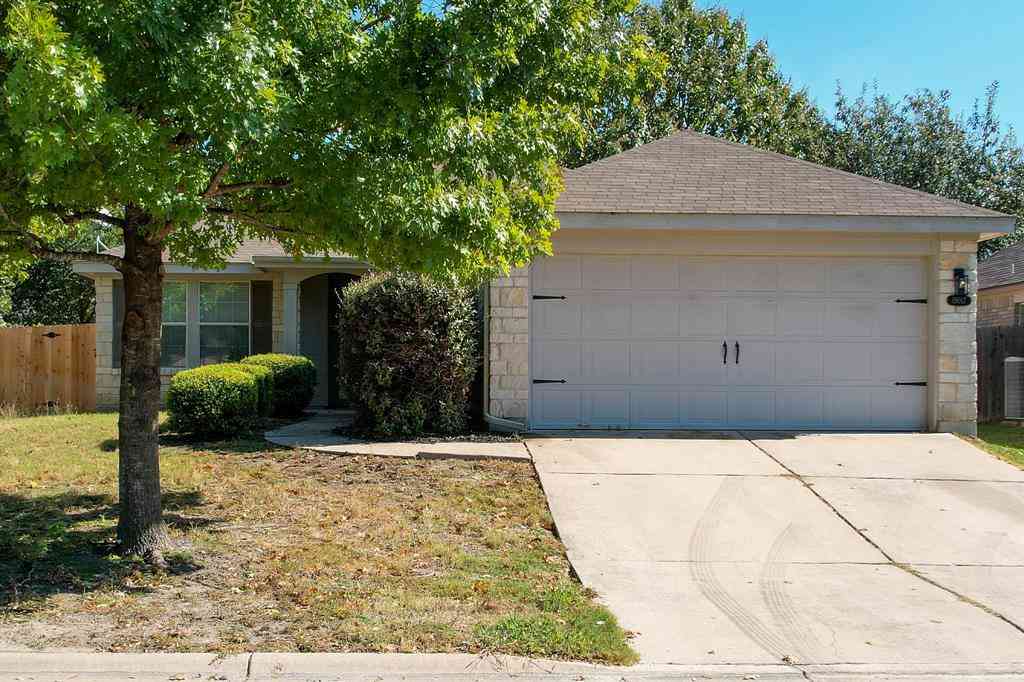 Homes For Sale - 19017 Leigh Lane<br/> Pflugerville, TX 78660