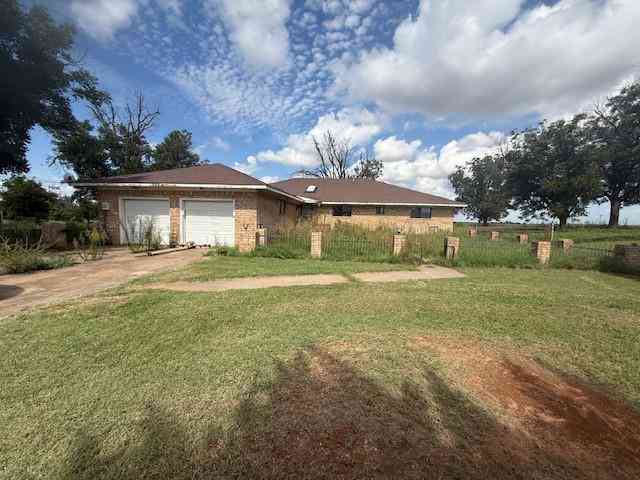 Homes For Sale - 909 Railroad St.<br/> Haskell County, Rochester, TX 79544