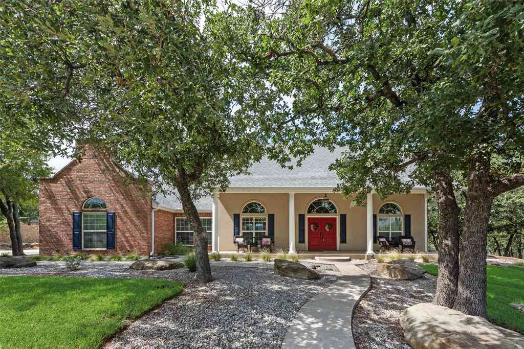 Homes For Sale - 120 Cote D Azur<br/> Chico, TX 76431