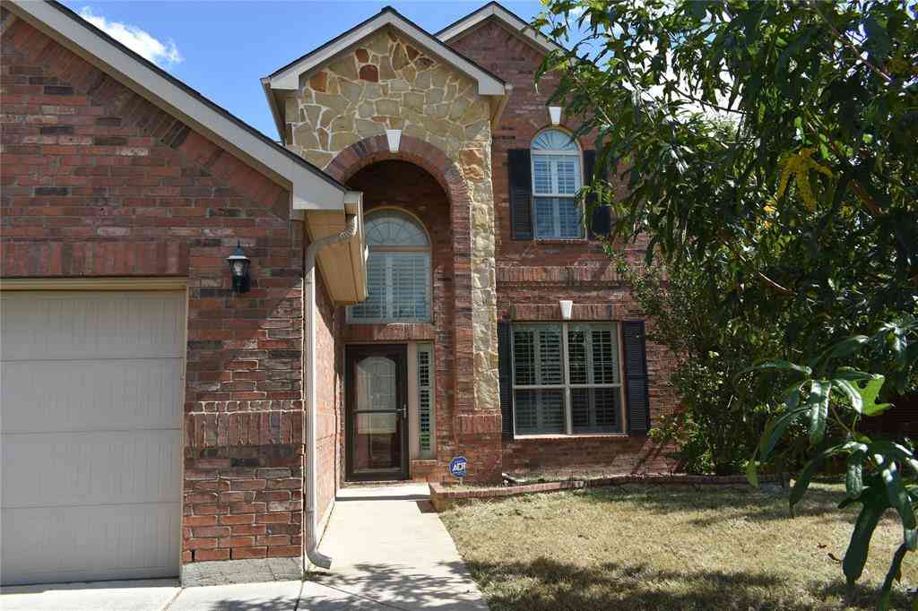 Homes For Sale - 14028 Zippo Way<br/> Fort Worth, TX 76052