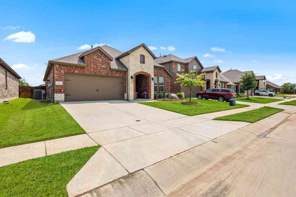 Homes For Rent - 10920 Los Alamos Drive<br/> Aubrey, TX 76227