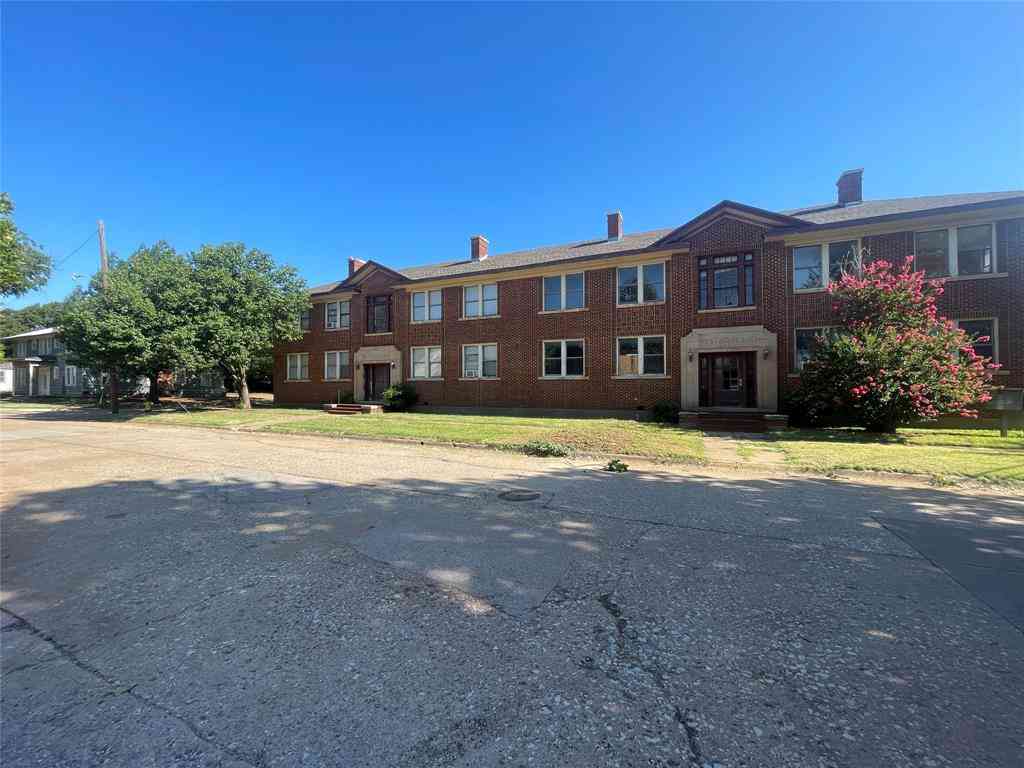 Apartment For Sale - 1706 8th Street<br/> Wichita Falls, TX 76301