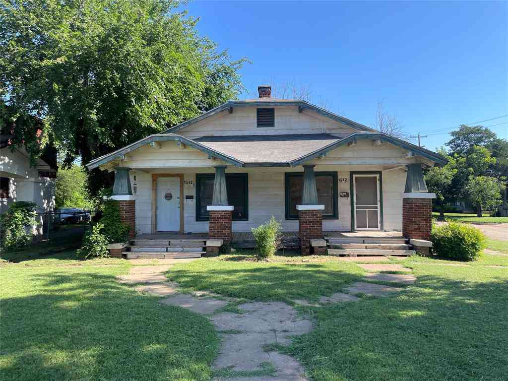 Multifamily For Sale - 1642 Elizabeth Avenue<br/> Wichita County, Wichita Falls, TX 76301