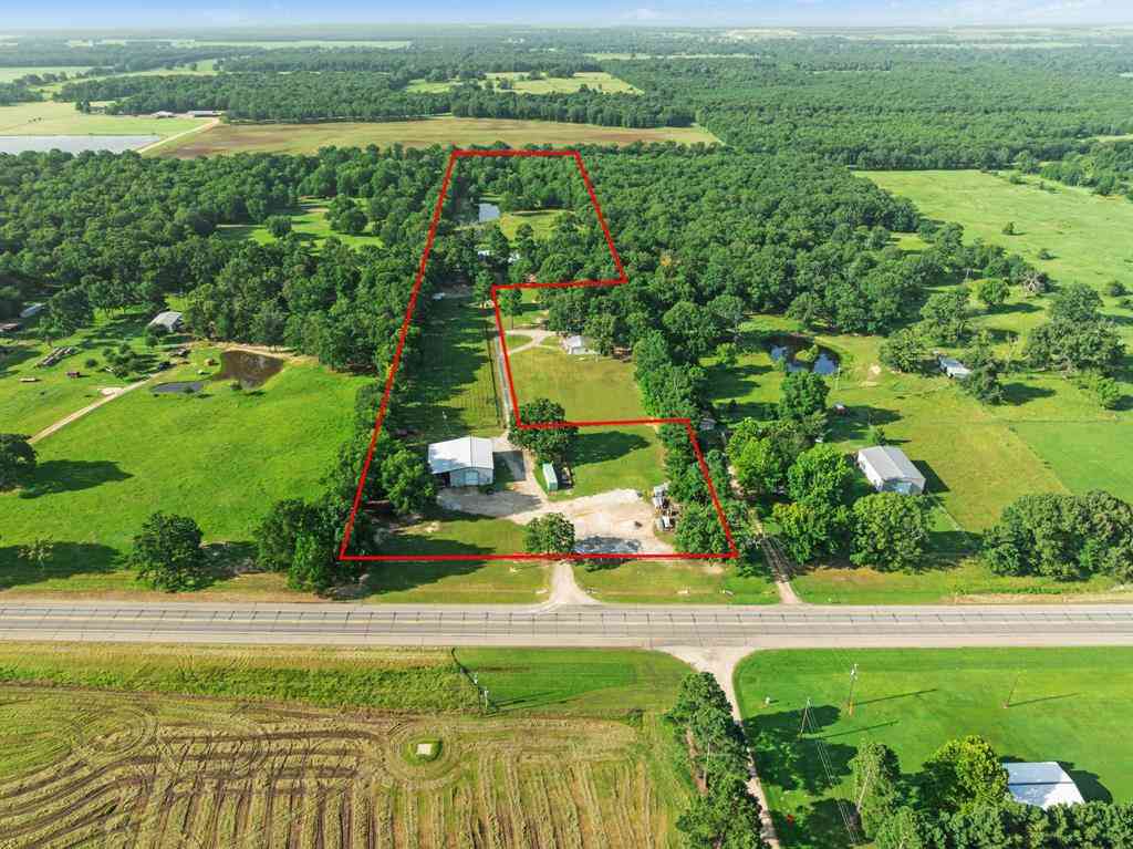 Homes For Sale - 10510 Us Highway 82 E<br/> Blossom, TX 75416