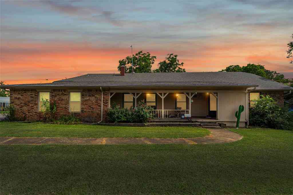 Homes For Sale - 2200 County Road 425c<br/> Cleburne, TX 76031