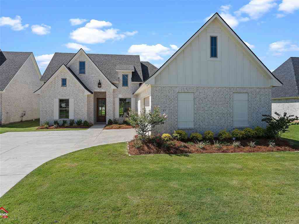 Homes For Sale - 37 Turtle Creek Drive<br/> Benton, LA 71006