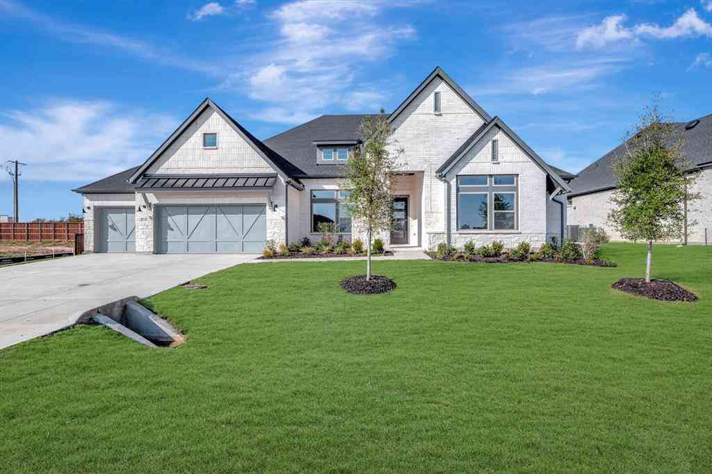 Homes For Sale - 2249 Village Trail<br/> Denton County, Lakewood Village, TX 75068
