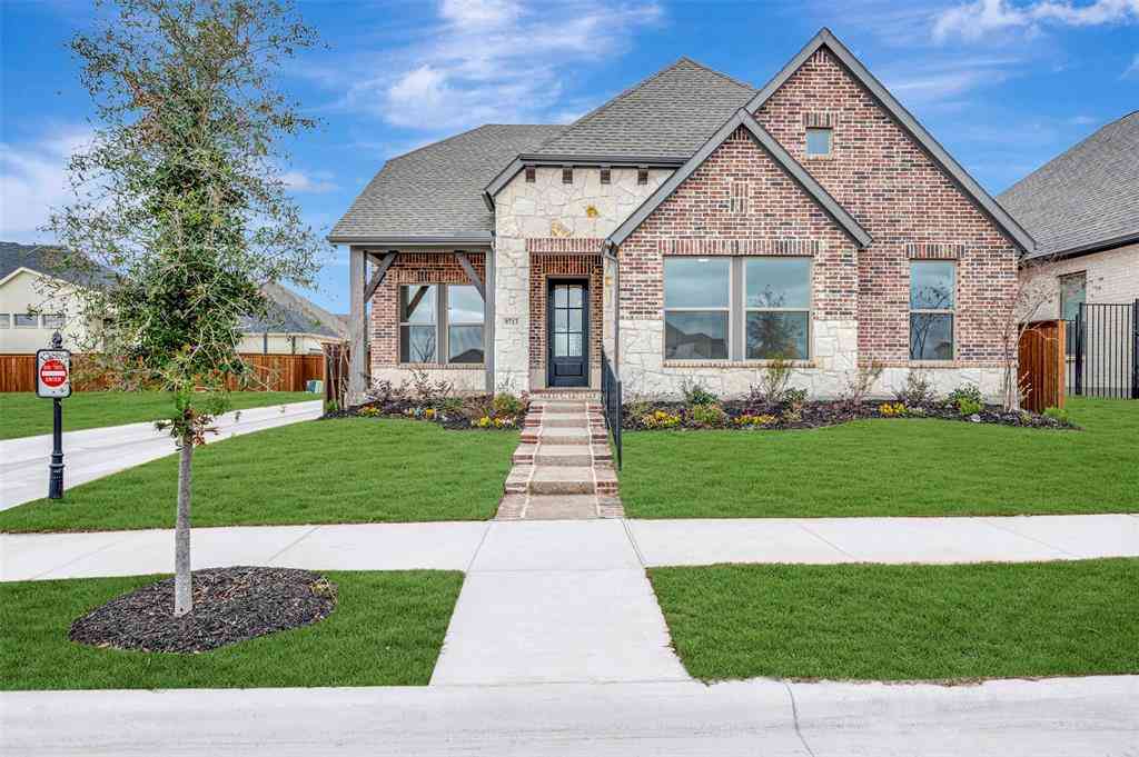 Homes For Sale - 9713 Dahlia Boulevard<br/> Kaufman County, Mesquite, TX 75126