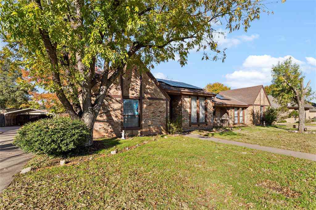 Homes For Sale - 2533 Woodlake Drive<br/> Taylor County, Abilene, TX 79606