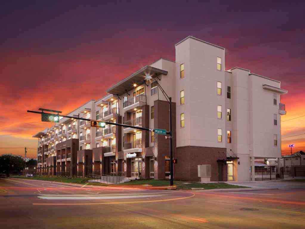 Apartment For Rent - 108 N Us 377 #301<br/> Roanoke, TX 76262