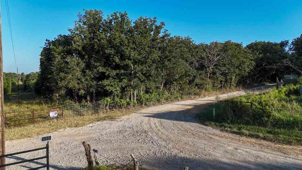 Vacant Land For Sale - 1957 Prairie Grove Road<br/> Valley View, TX 76272