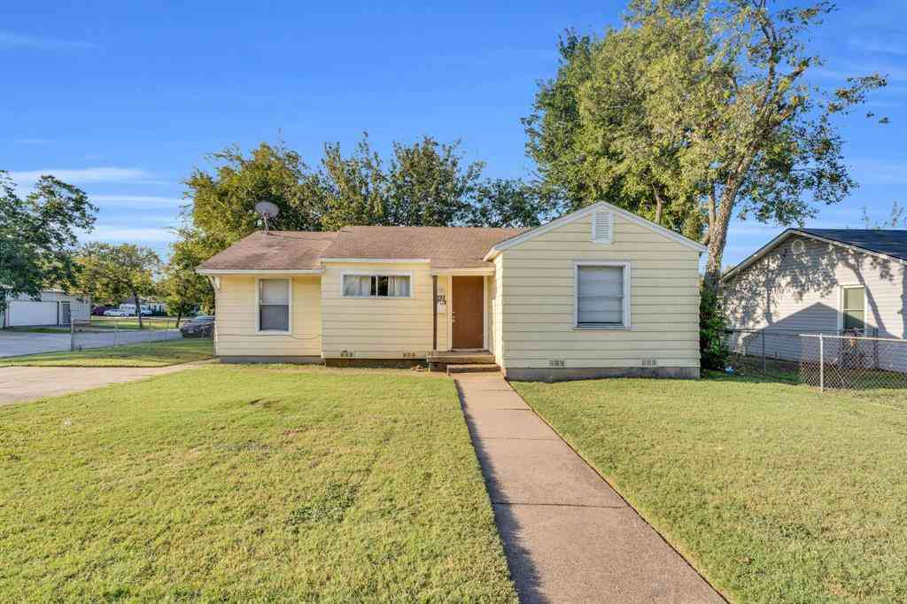Homes For Sale - 202 W Wheatland Road<br/> Duncanville, TX 75116