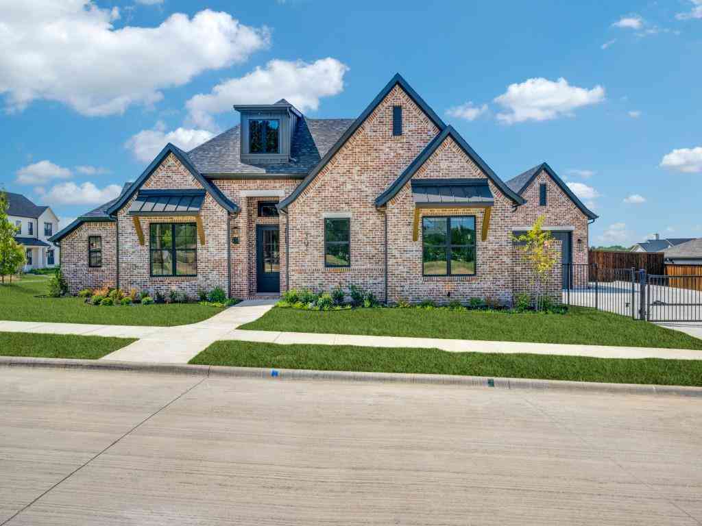 Homes For Sale - 301 Fairmount<br/> Denton, TX 76210