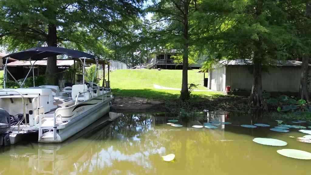 Homes For Sale - 841 Dogwood Trail<br/> Logansport, LA 71049