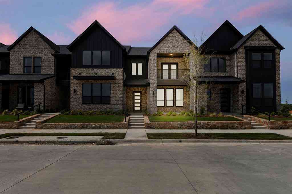 Townhouse For Sale - 2832 Yampa Drive<br/> Collin County, McKinney, TX 75071
