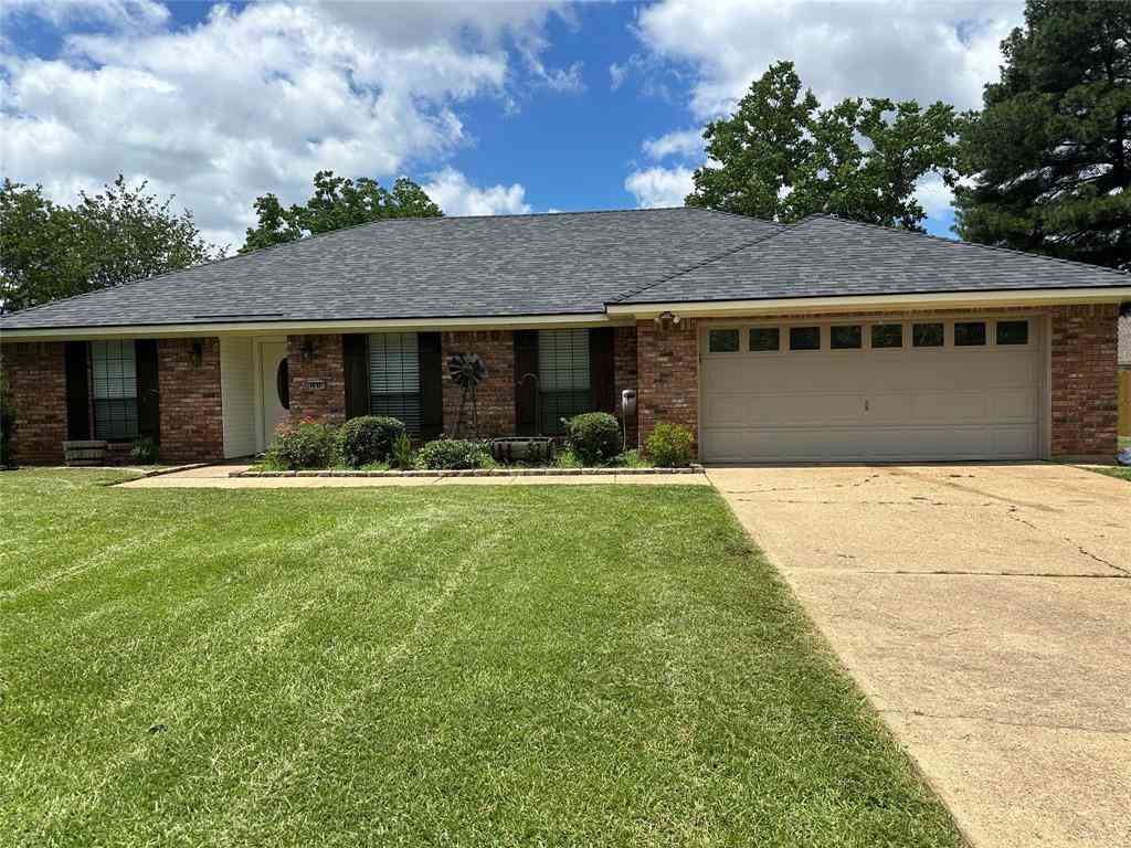 Homes For Sale - 1916 Palmetto Road<br/> Benton, LA 71006