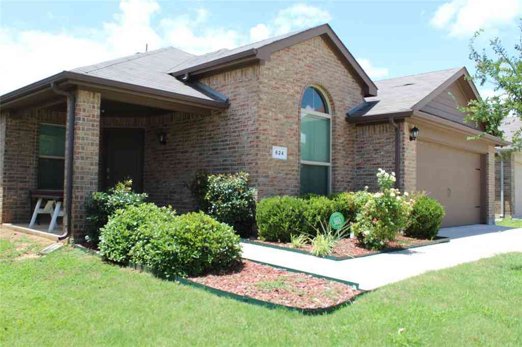 Homes For Sale - 624 Yarborough Street<br/> Crowley, TX 76036