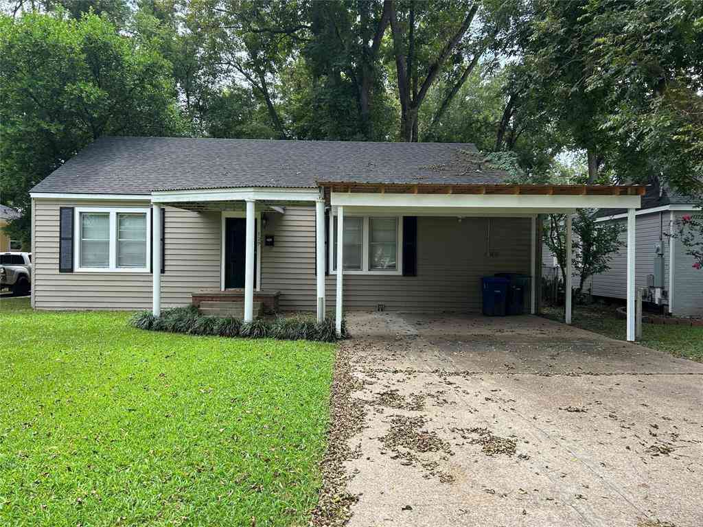 Homes For Sale - 129 Carrollton<br/> Shreveport, LA 71105