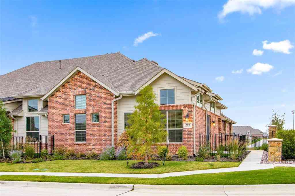 Townhouse For Sale - 2812 Applewood Way<br/> Collin County, Wylie, TX 75098
