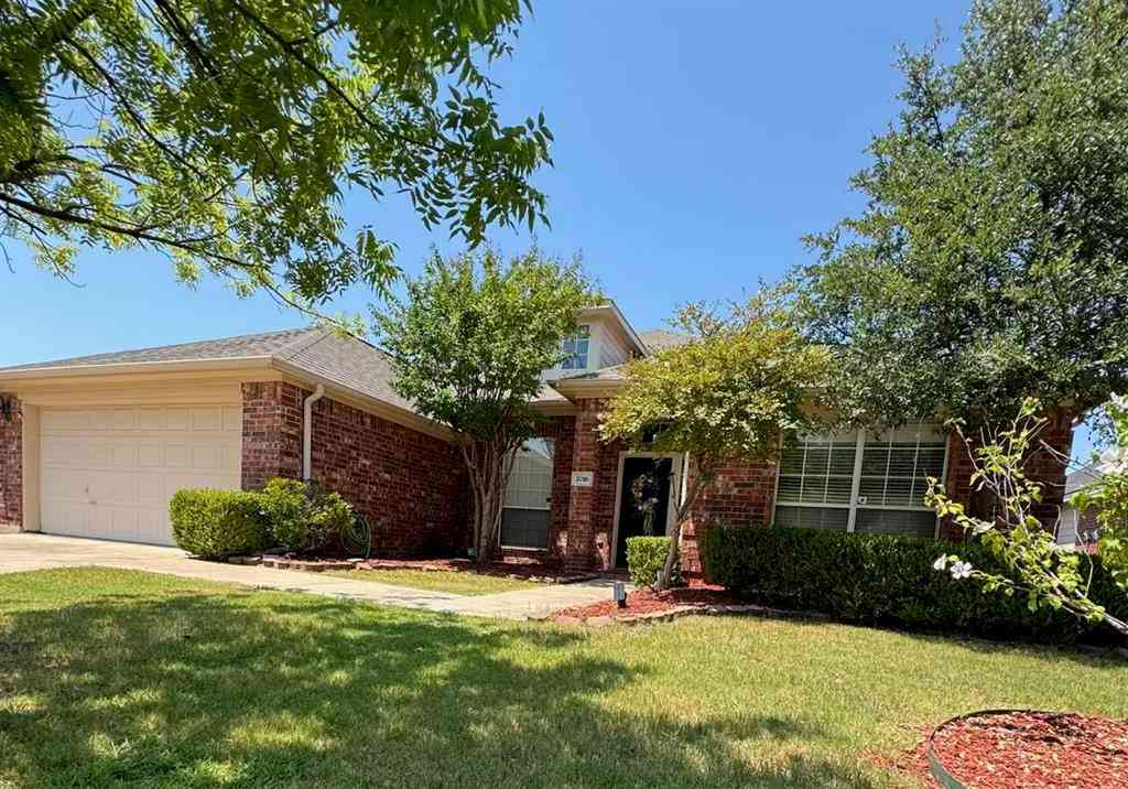 Homes For Sale - 2016 Postwood Court<br/> Denton County, Corinth, TX 76210
