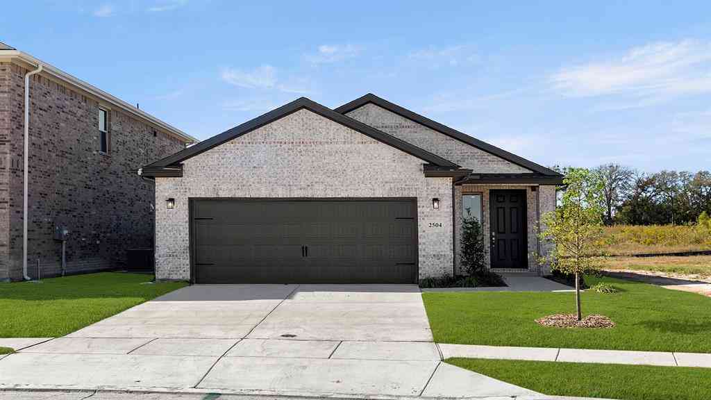 Homes For Sale - 2504 Yo Ranch Road<br/> Anna, TX 75409