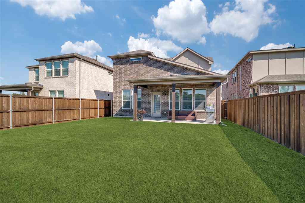 Homes For Sale - 2769 Henson Lane<br/> Garland, TX 75040