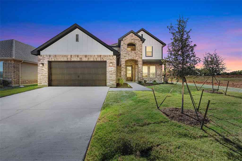 Homes For Sale - 1240 Colca Drive<br/> Parker County, Springtown, TX 76082