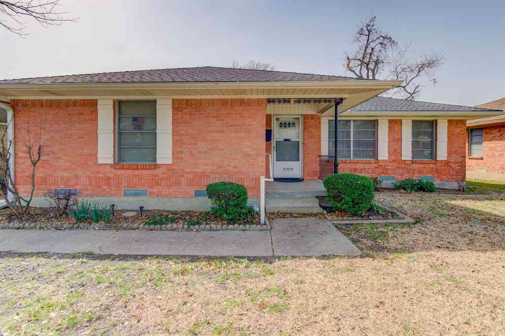 Homes For Sale - 9203 Lindaro Lane<br/> Dallas, TX 75228
