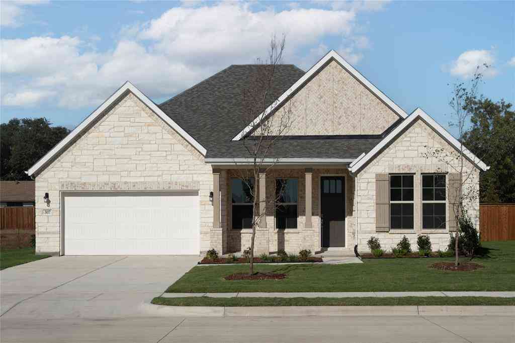 Homes For Sale - 307 Symphony Avenue<br/> Forney, TX 75126