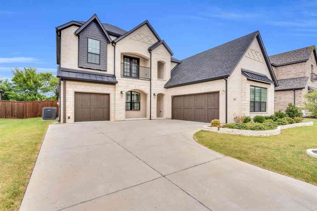 Homes For Sale - 624 Singing Water Drive<br/> Rockwall, TX 75087