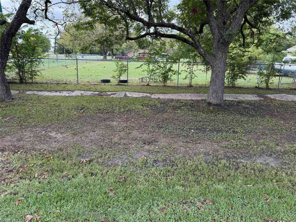 Vacant Land For Sale - 0000 SE 4th Street<br/> Kerens, TX 75144
