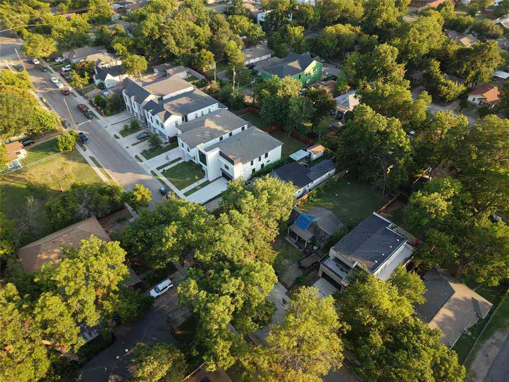 Vacant Land For Sale - 611 Parkview Avenue<br/> Dallas, TX 75223