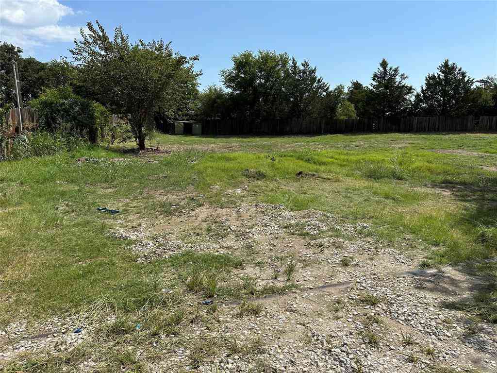 Vacant Land For Sale - 219 Hubbard Street<br/> Sunset, TX 76270